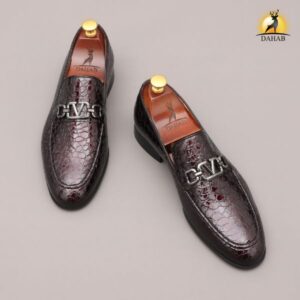 Textured oxford lace up